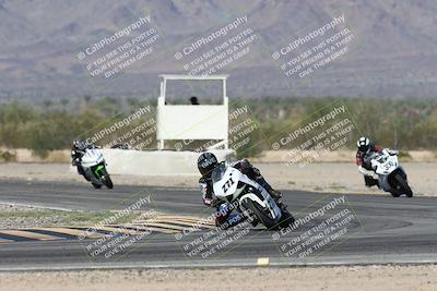 media/Nov-01-2025-CVMA (Sat) [[fc0f7531b8]]/Race 7-Formula Twins-Formula 40 UL/